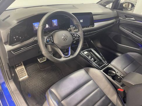 Used 2024 Volkswagen Golf R image 21
