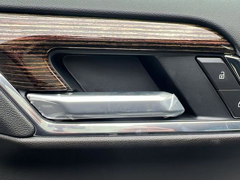 New 2026 GMC Sierra 1500 SLE AWD/4WD image 9