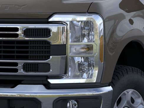 New 2026 Ford F250 XLT AWD/4WD image 18