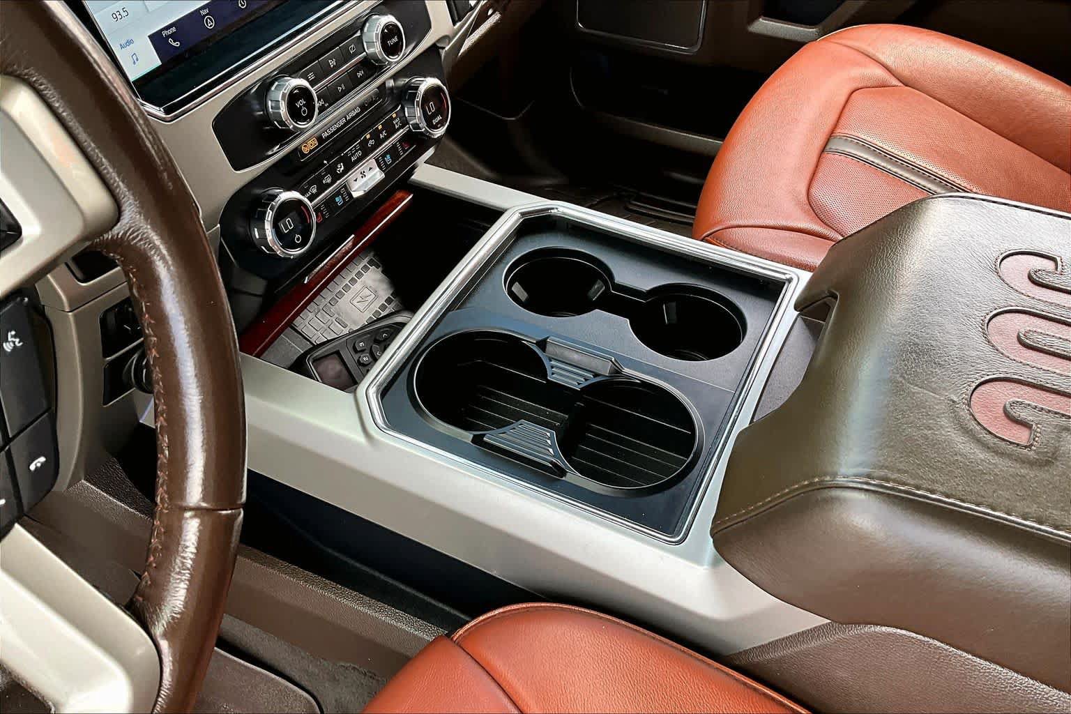 Used 2022 Ford F250 King Ranch w/ King Ranch Ultimate Package AWD/4WD image 14