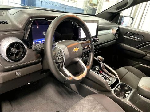 Used 2023 Chevrolet Colorado LT w/ LT Convenience Package AWD/4WD image 8