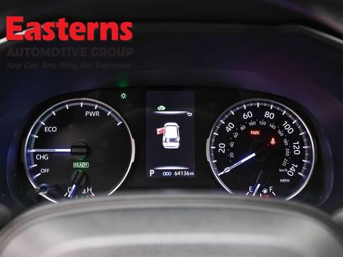 Used 2022 Toyota RAV4 LE image 18