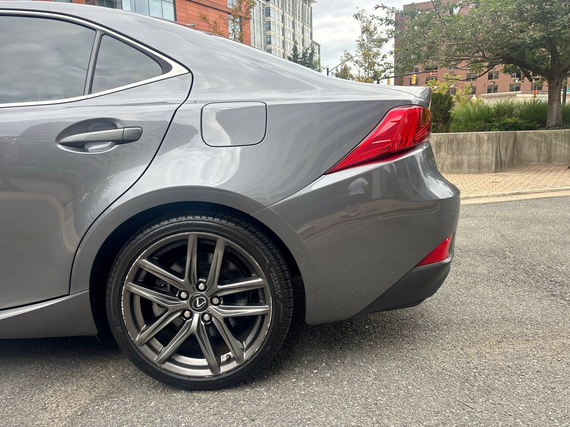 Used 2018 Lexus IS 300 F Sport w/ F Sport Package RWD image 29