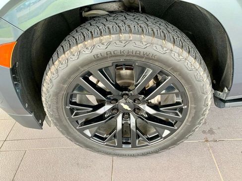 Used 2021 Chevrolet Tahoe High Country w/ Premium Package RWD image 9
