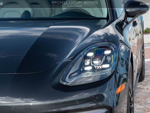 Used 2022 Porsche Panamera GTS image 54