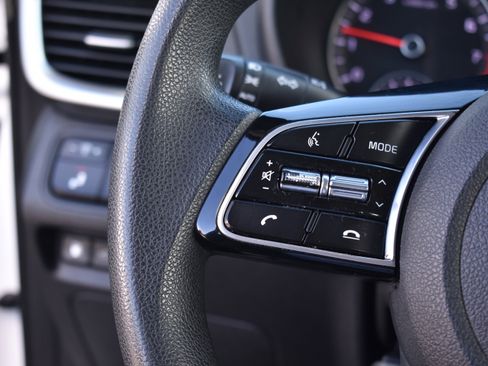 Used 2020 Kia Optima LX image 15