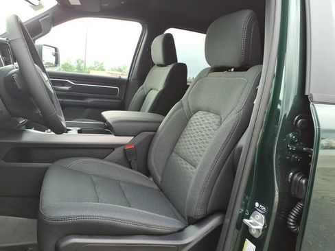 New 2026 RAM 1500 Big Horn AWD/4WD image 12