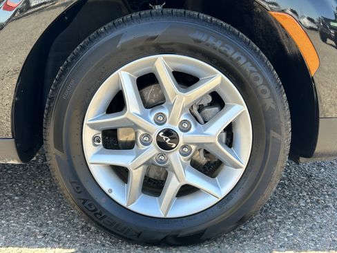 Certified 2025 Kia Soul LX w/ LX Technology Package FWD image 8