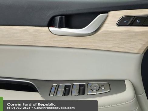 Used 2024 Hyundai Palisade Limited image 23