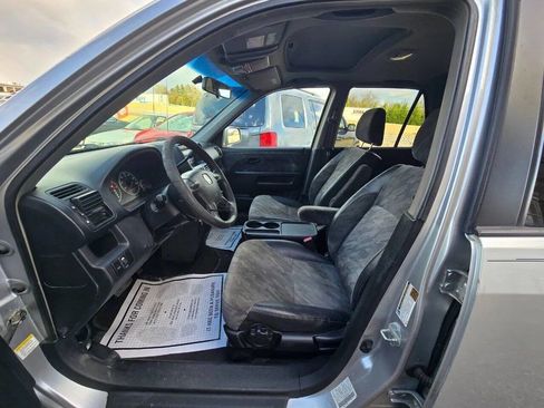 Used 2004 Honda CR-V EX image 9