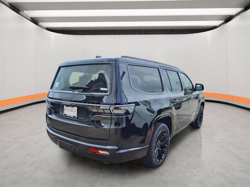 New 2026 Jeep Grand Wagoneer Limited AWD/4WD image 6