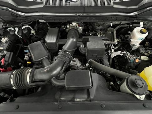 Used 2021 Ford F250 XL w/ Power Equipment Group image 9