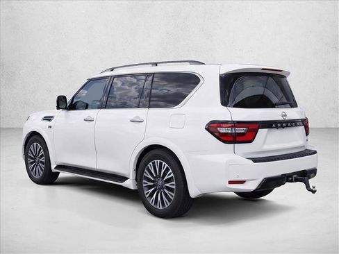 Used 2022 Nissan Armada SL w/ Midnight Edition Package RWD image 5