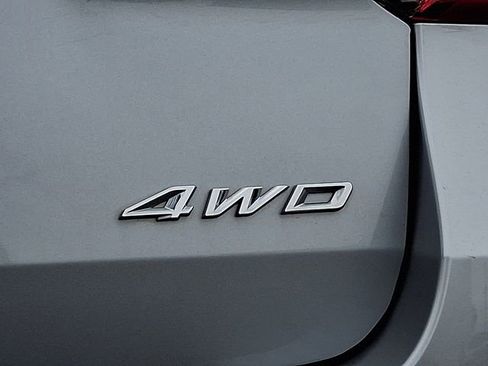 Used 2023 Ford Explorer Limited image 34