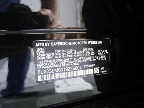 Used 2026 BMW X7 xDrive40i w/ M Sport Package image 28