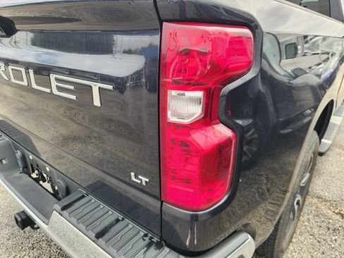 Used 2024 Chevrolet Silverado 1500 LT RWD image 7