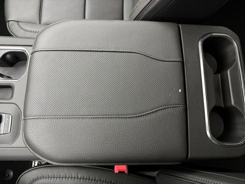 New 2026 GMC Sierra 1500 Denali AWD/4WD image 33