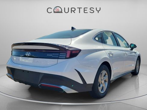 New 2026 Hyundai Sonata SE image 4