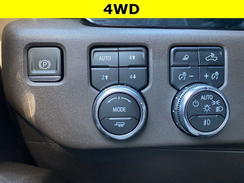 Used 2023 GMC Sierra 1500 SLT w/ SLT Premium Package image 8