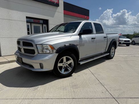 Used 2013 RAM 1500 Express AWD/4WD image 2