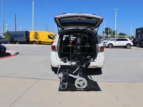 Used 2016 Honda Odyssey EX-L image 22