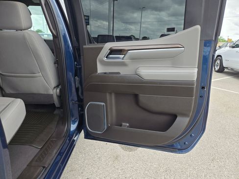 Used 2023 Chevrolet Silverado 1500 LT image 21