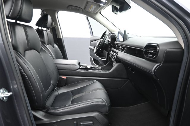 Certified 2025 Honda Pilot EX-L image 30
