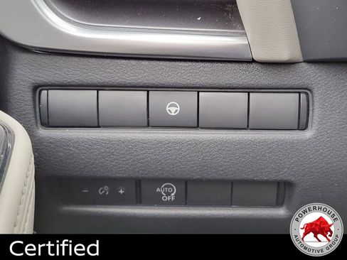 Used 2023 Nissan Rogue SV image 27