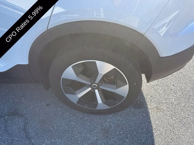 Certified 2024 Volvo XC40 B5 Plus w/ Climate Package AWD/4WD image 15