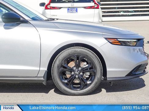 Certified 2025 Honda Accord SE image 7