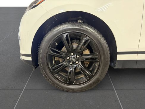 Used 2019 Land Rover Range Rover Velar S AWD/4WD image 13