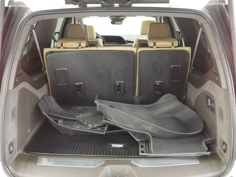 Used 2024 Cadillac Escalade ESV Sport w/ LPO, ONYX Package AWD/4WD image 21