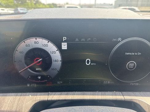 Used 2023 Kia Telluride SX AWD/4WD image 11