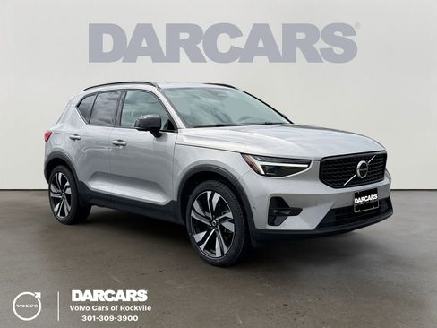 Certified 2023 Volvo XC40 B5 Ultimate w/ Climate Package AWD/4WD image 1