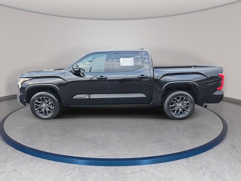 Used 2023 Toyota Tundra Platinum w/ Advanced Package image 8