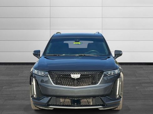 Used 2022 Cadillac XT6 Sport w/ Technology Package AWD/4WD image 8