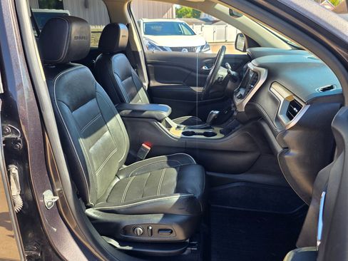 Used 2019 GMC Acadia Denali image 30