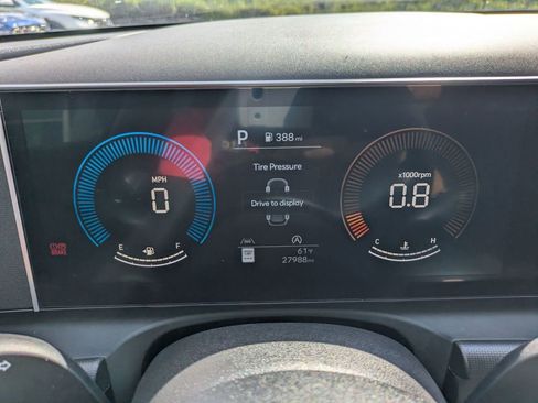 Certified 2025 Hyundai Tucson SEL image 19