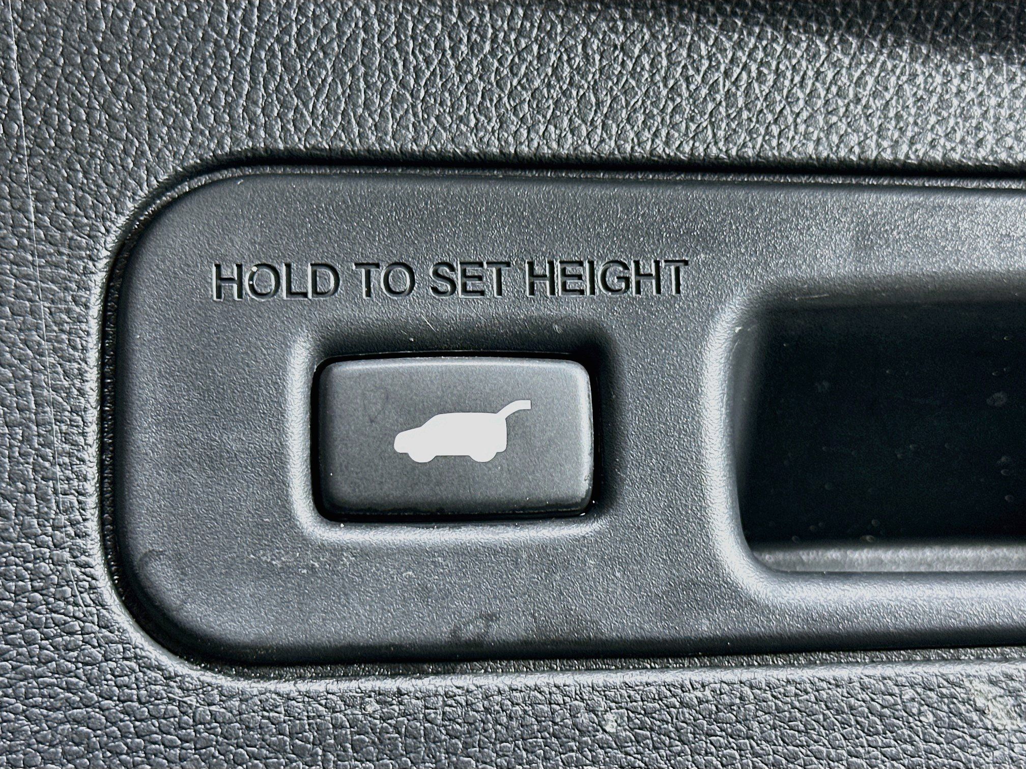 Used 2024 Acura MDX w/ Technology Package AWD/4WD image 32
