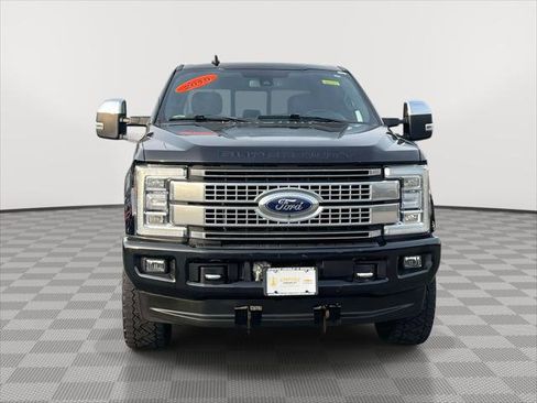 Used 2019 Ford F350 Platinum w/ Platinum Ultimate Package image 2