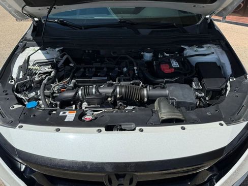 Used 2018 Honda Accord Sport image 25