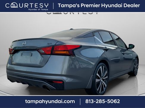 Used 2019 Nissan Altima 2.5 SR image 3