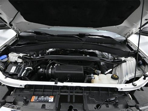 Used 2020 Ford Explorer Limited w/ Class III Trailer Tow Package image 16