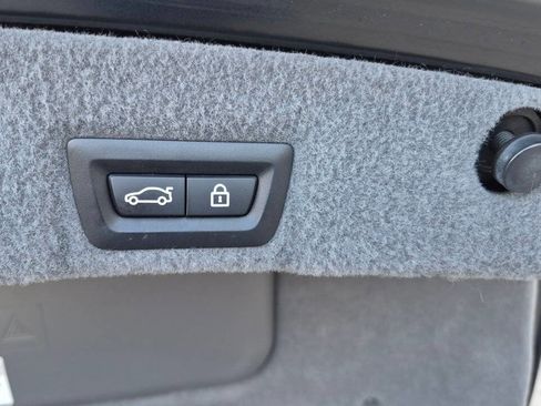 Used 2011 BMW ALPINA B7 w/ Driver Assistance Pkg image 69