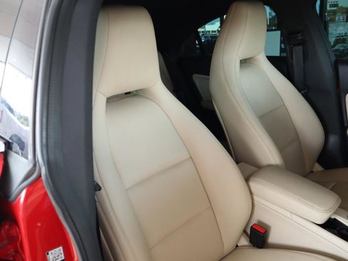 Used 2018 Mercedes-Benz CLA 250 image 39