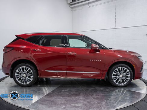 Used 2019 Chevrolet Blazer Premier w/ Driver Confidence II Package image 8