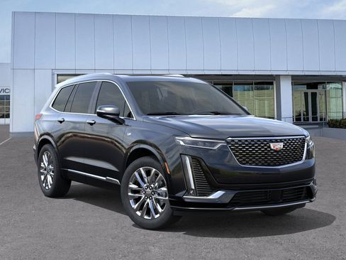 New 2025 Cadillac XT6 Premium Luxury w/ Platinum Package image 8