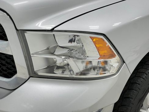 Used 2015 RAM 1500 Classic SLT w/ Luxury Group AWD/4WD image 31