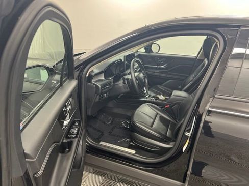 Used 2023 Lincoln Corsair AWD w/ Equipment Group 101A image 12