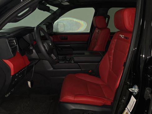 Used 2025 Toyota Tundra TRD Pro AWD/4WD image 7